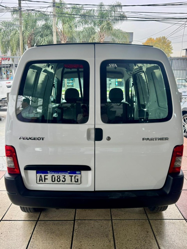 Peugeot Partner Furgón — foto 5